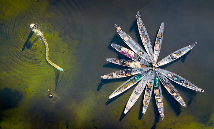 SAILING ON TAM GIANG LAGOON