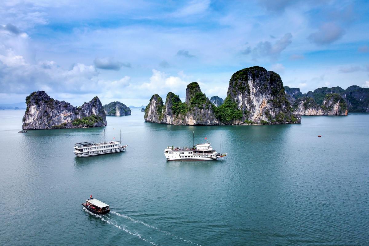 Halong Day Cruise from Hanoi