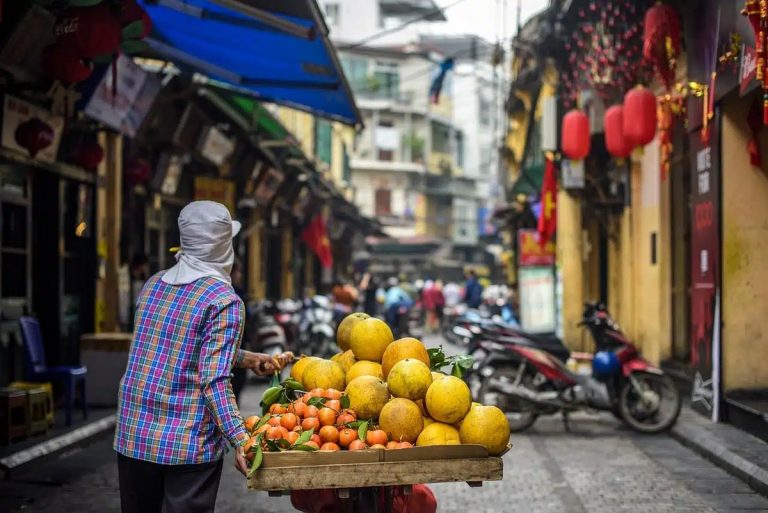 Hanoi food walking tours -04